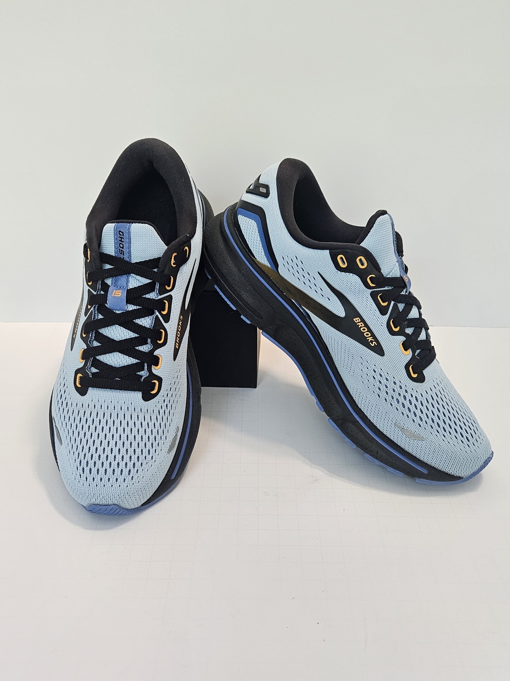 Brooks Ghost 15 Women's Running Shoes Size 7 Blue 2023 Model EUC Plantar Fasciit - Picture 2 of 14